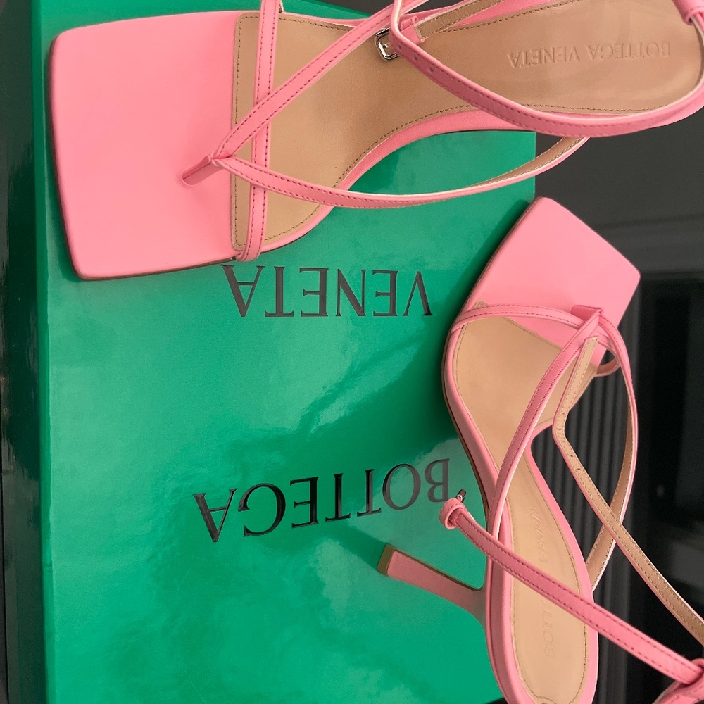 Bottega Veneta heels